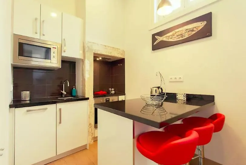 Tradicional Charm House Lisbon Apartment 0*,  Portugal